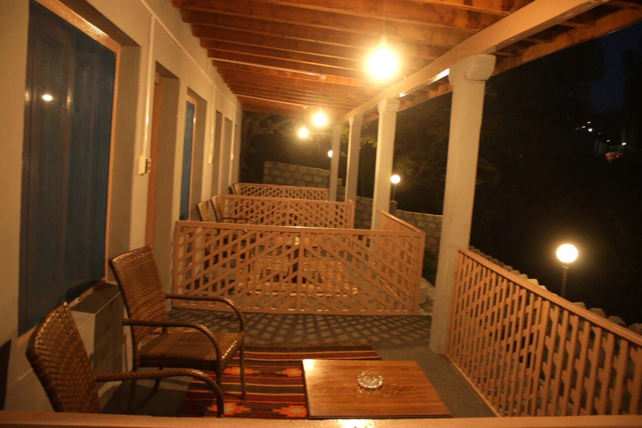 Baltit Heritage Inn Karimabad  Екстериор снимка